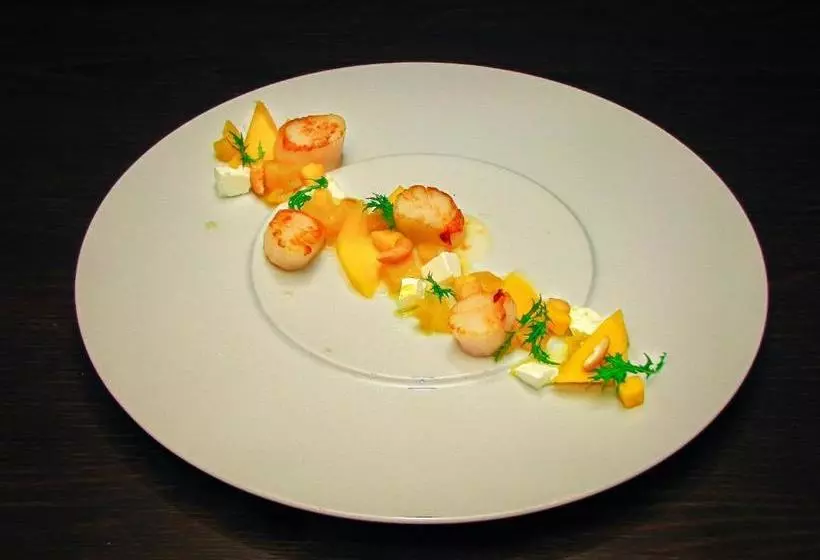 Pension Das Tann Rooms & Wine