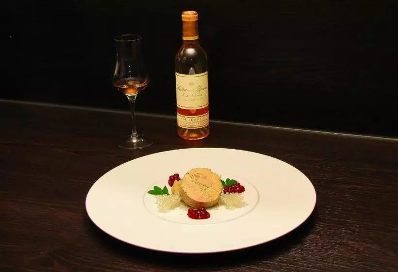 Pension Das Tann Rooms & Wine