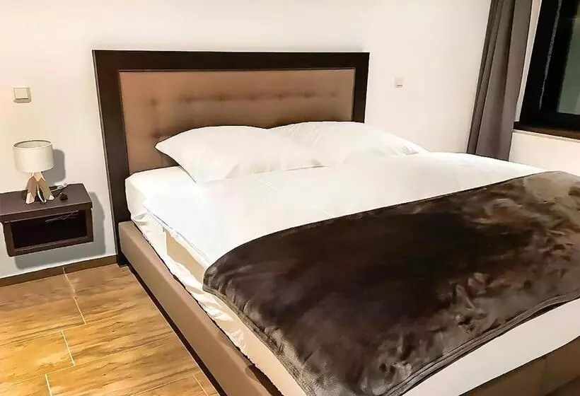 Pension Das Tann Rooms & Wine