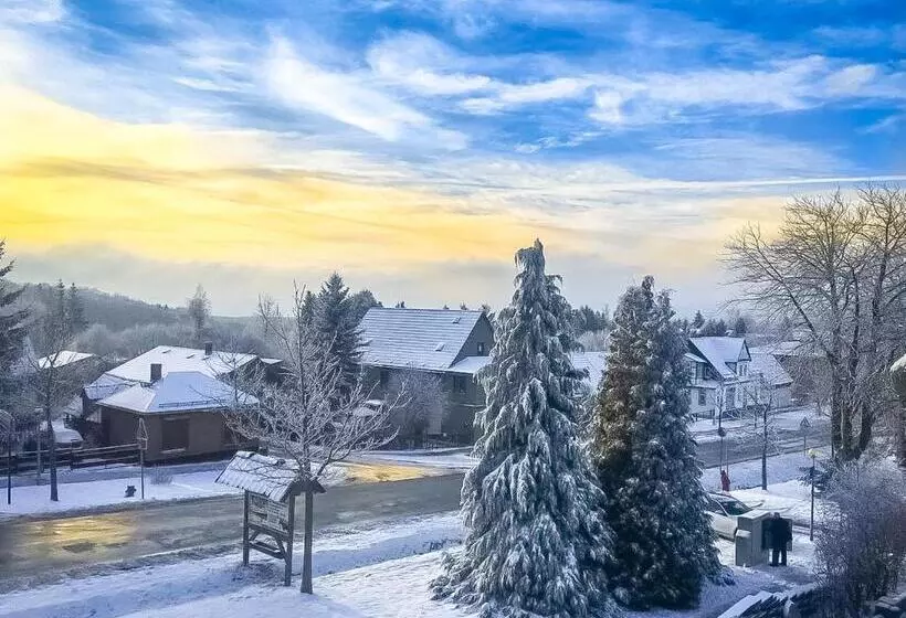 Pension Das Tann Rooms & Wine