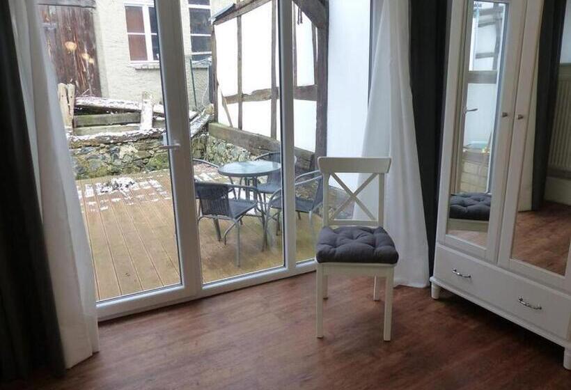 ペンション Ferienwohnungen Homberger Altstadt