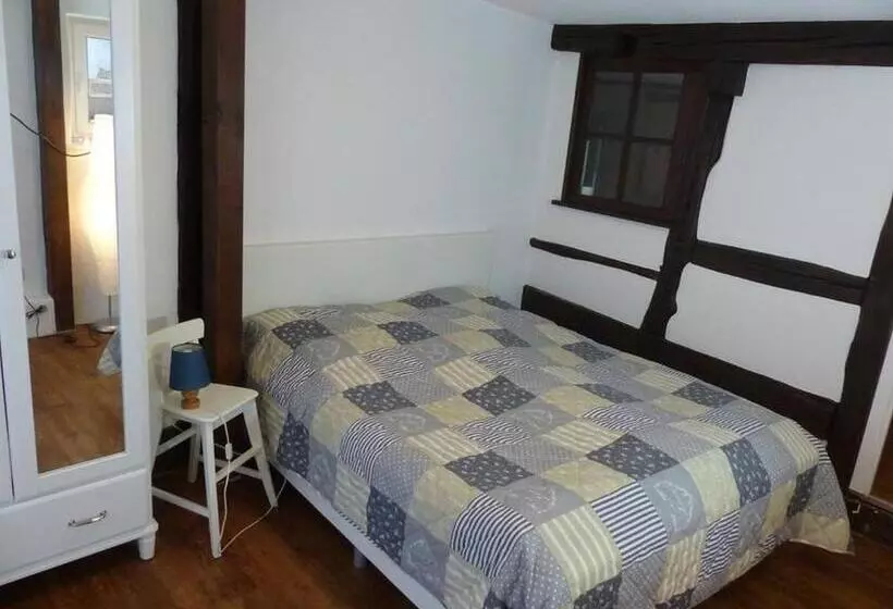 ペンション Ferienwohnungen Homberger Altstadt