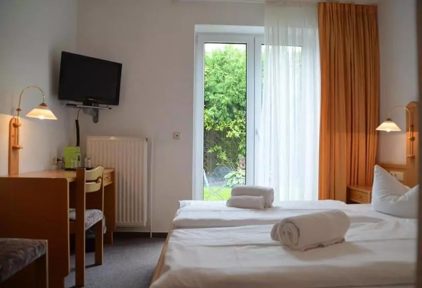 Pension Pastow Garni