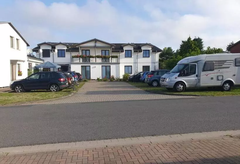 Pension Pastow Garni