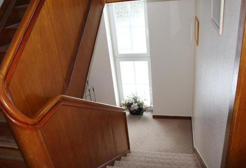 فندق صغير Berghotel Willingen