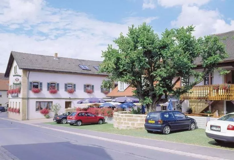 Retkeilymaja Gasthof Krapp