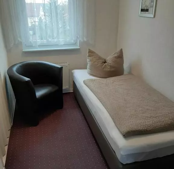 Gasthof & Pension Zum Saalestrand