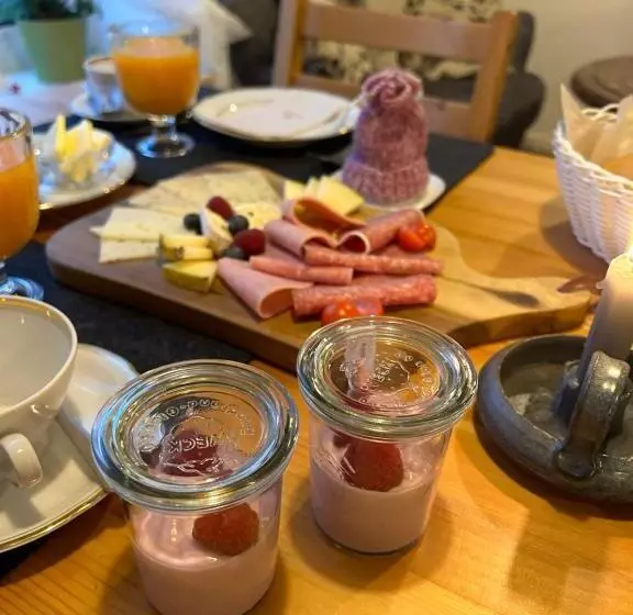 ペンション Gästehaus Kleiner Wacholder