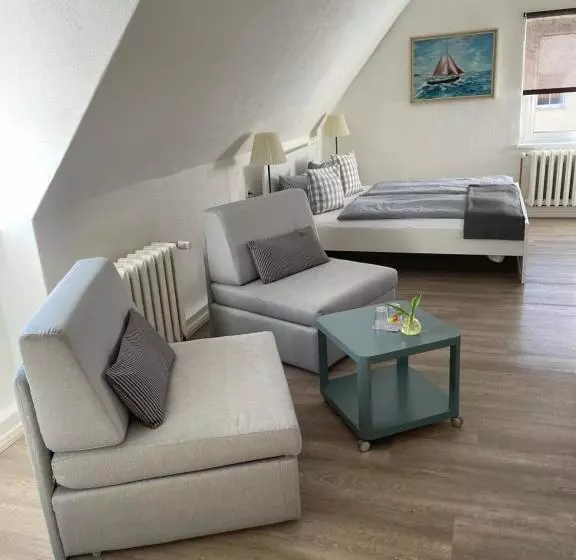 ペンション Gästehaus Kleiner Wacholder