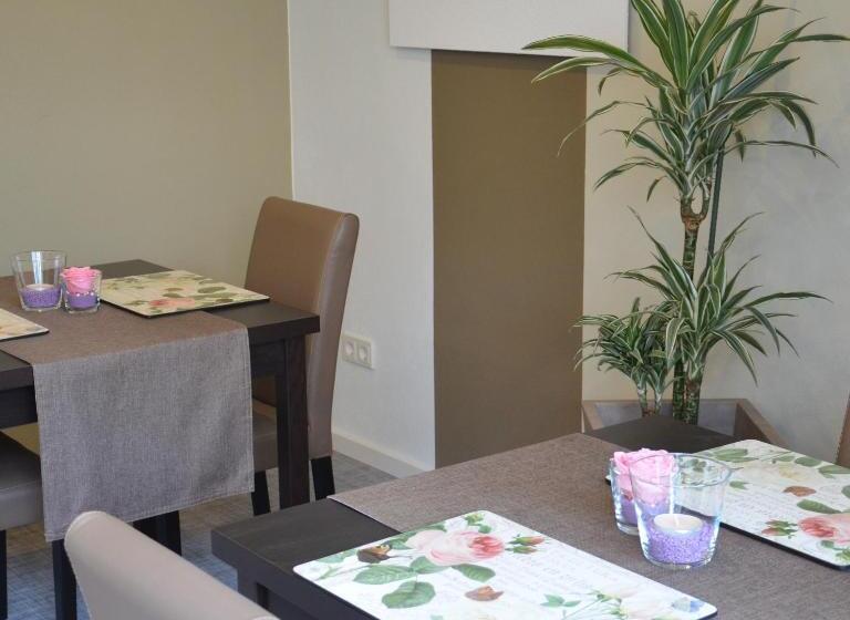 פנסיון Gästehaus Praliné