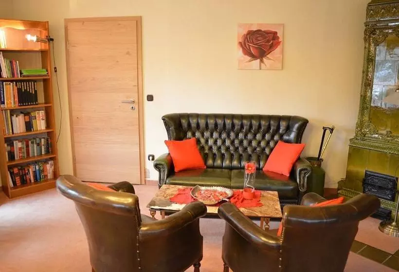 Majatalo Landhaus Zum Heidewanderer Mit Thermeplus