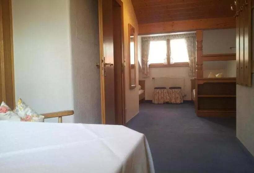 ペンション Wastl Häusl