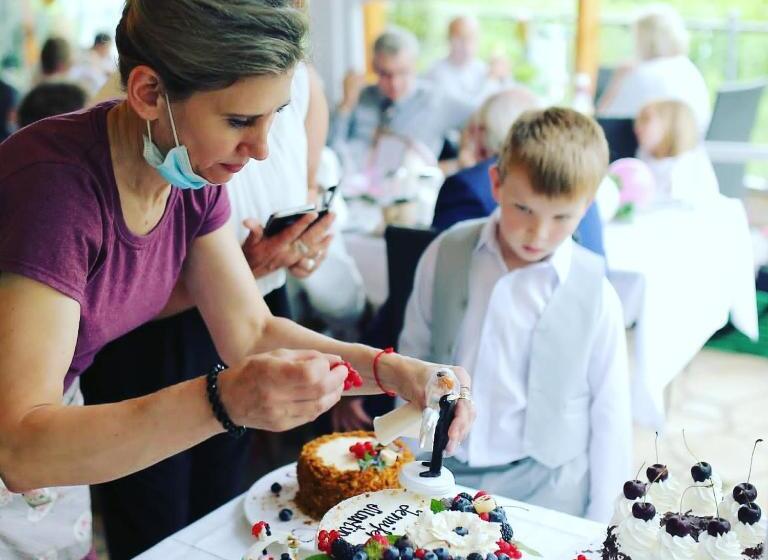 הוסטל Pension Restaurant Luna