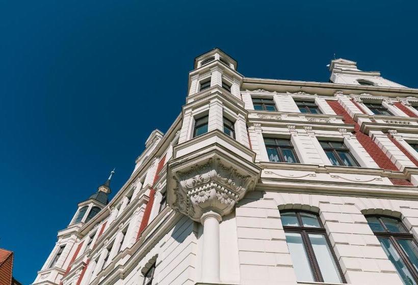 Menzels Pension Drehscheibe