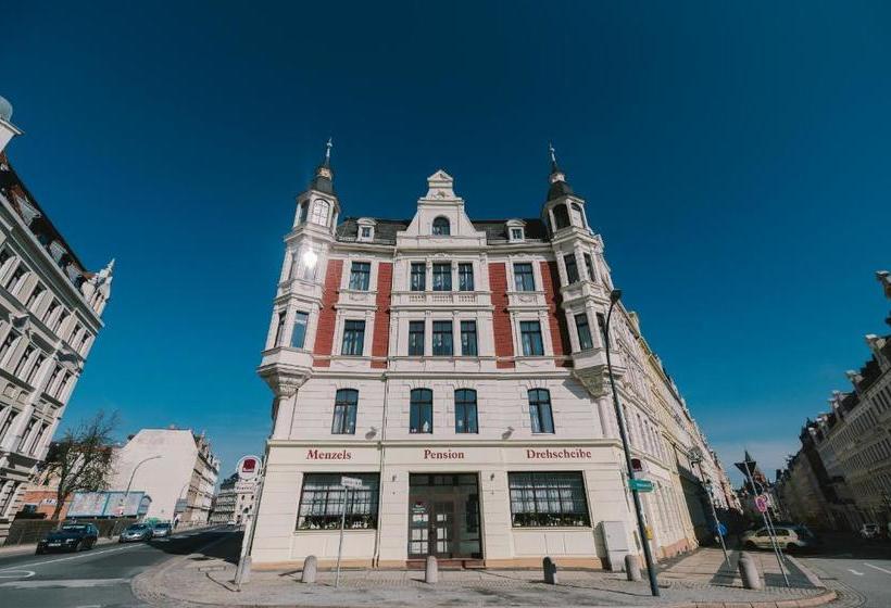 Menzels Pension Drehscheibe