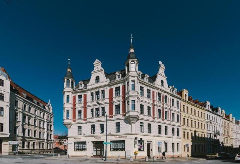 Menzels Pension Drehscheibe