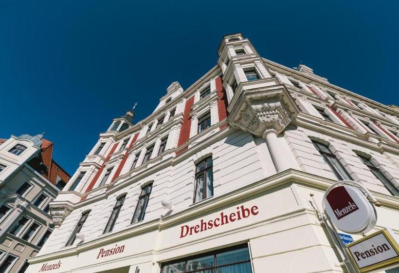 Menzels Pension Drehscheibe