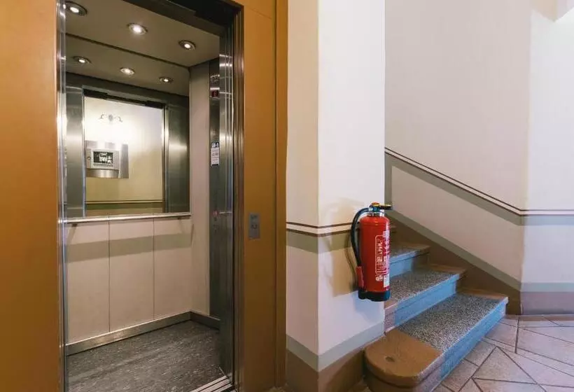 Menzels Pension Drehscheibe