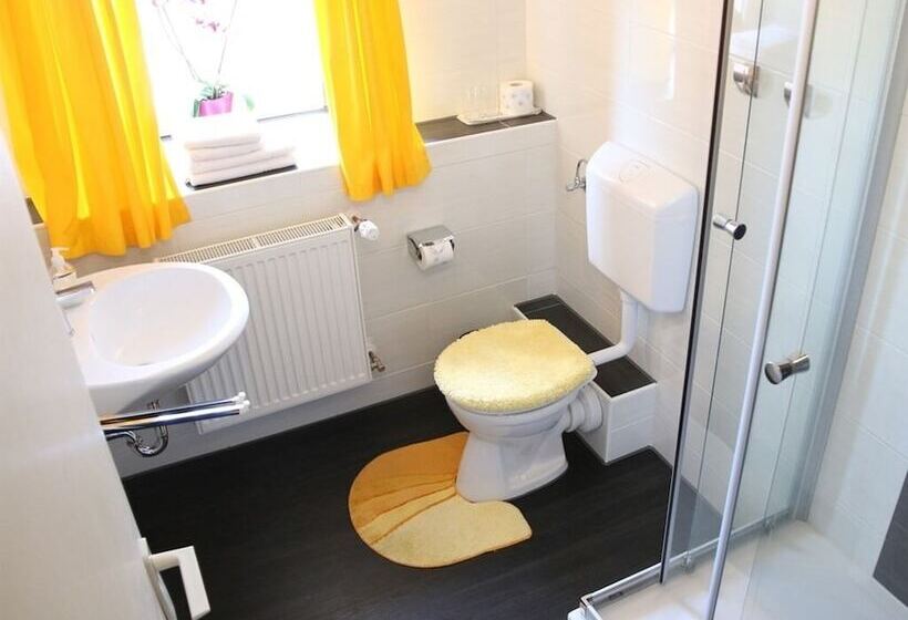 פנסיון Gasthaus Tannenhof