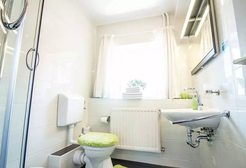 Majatalo Gasthaus Tannenhof