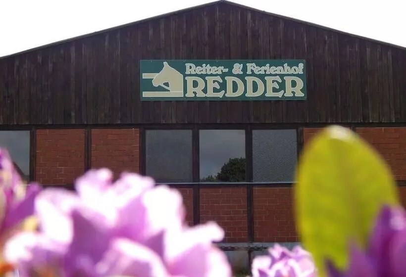 ペンション Reiter  Und Ferienhof Redder