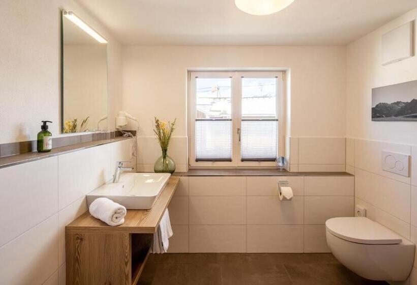 ペンション Riedbergerhorn   Gasthof & Ferienwohnungen