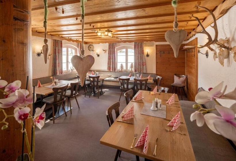 ペンション Riedbergerhorn   Gasthof & Ferienwohnungen