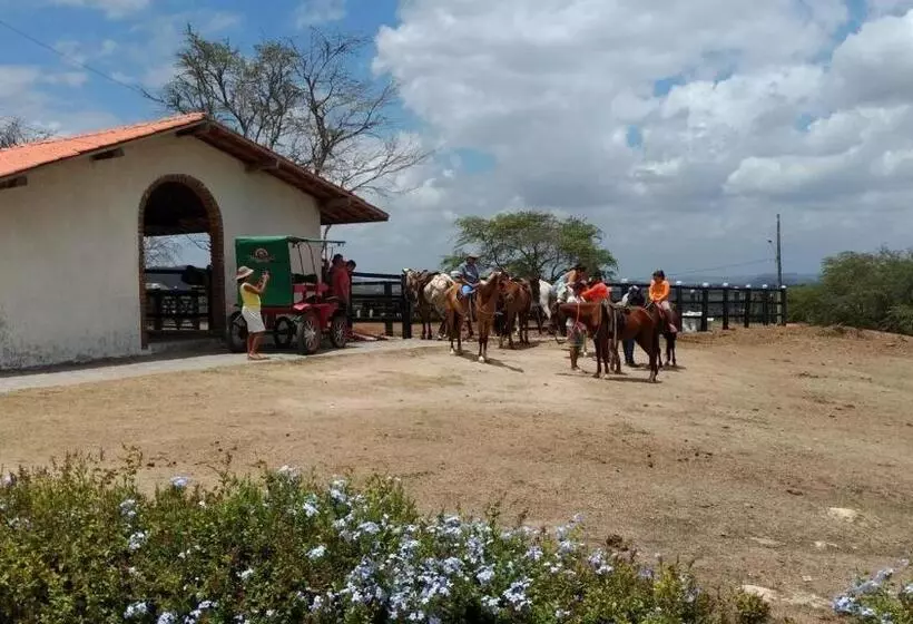 Flat Monte Castelo Gravatá