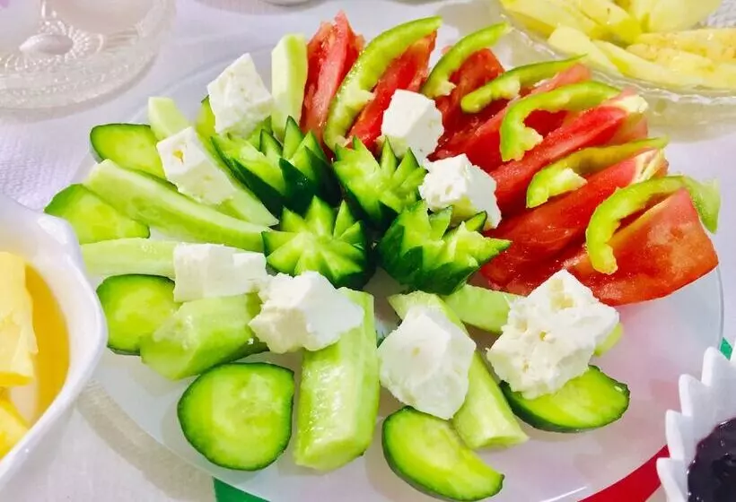 ペンション Denis Guest House