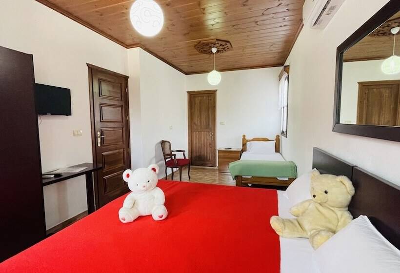 膳宿费 Denis Guest House