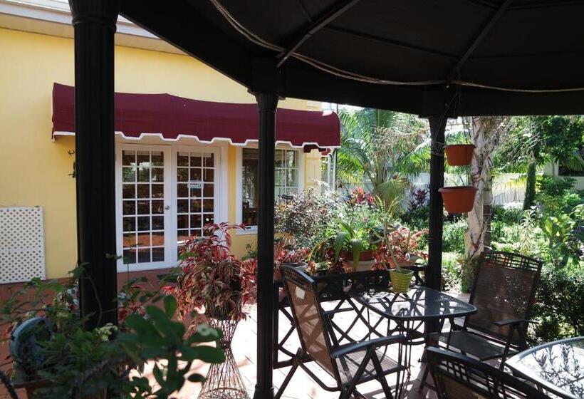 پانسیون Kiskadee Korner