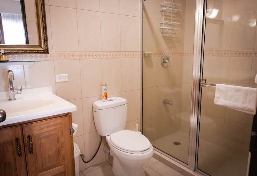 پانسیون Kiskadee Korner