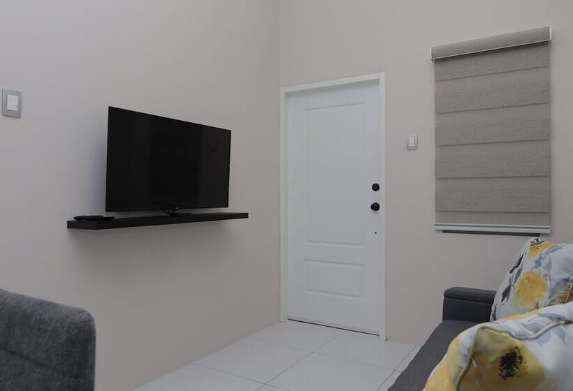 پانسیون Kiskadee Korner