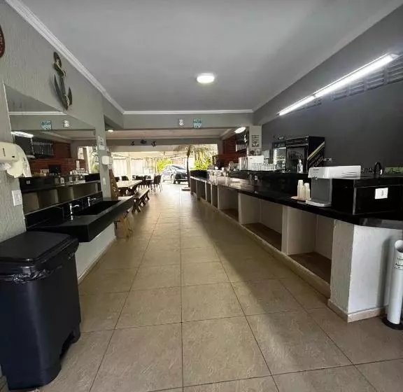 ペンション Pousada Do Vladimir