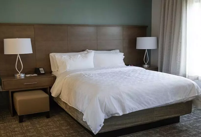 Hotelli Staybridge Suites Auburn Hills, An Ihg