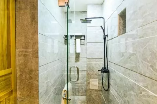 Majatalo The Blue Mountains On The Moon