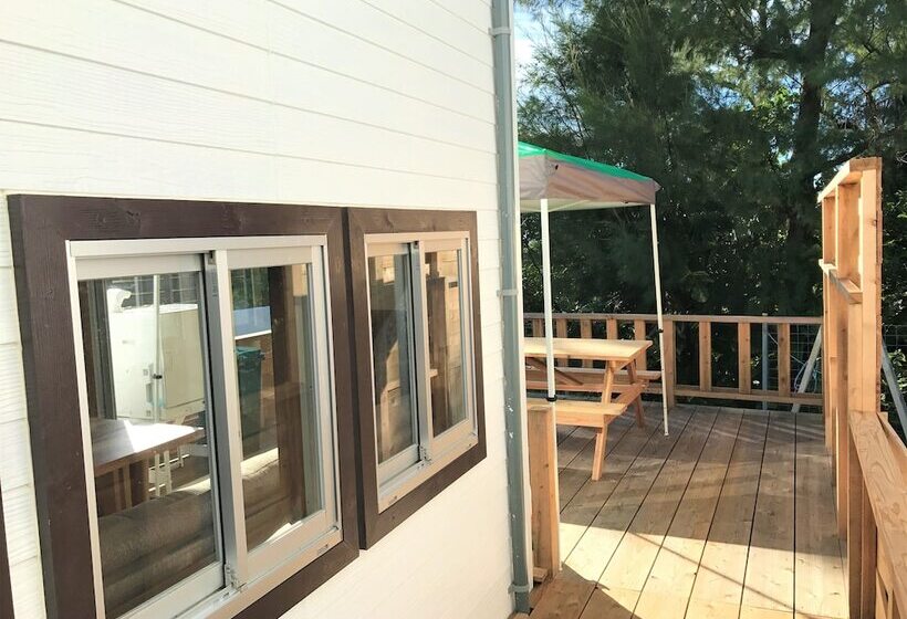 Scallop Beach Condominium