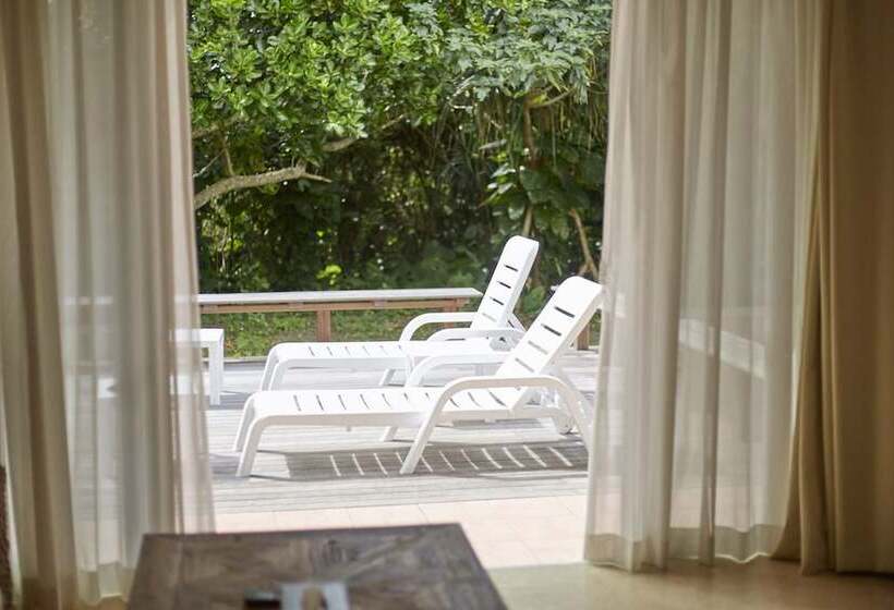 Scallop Beach Condominium