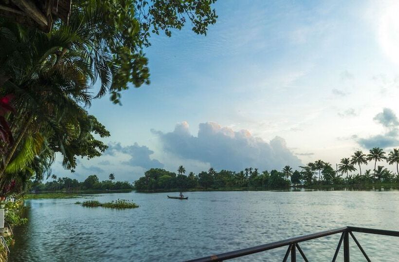 אתר נופש Warmth Lake Haven