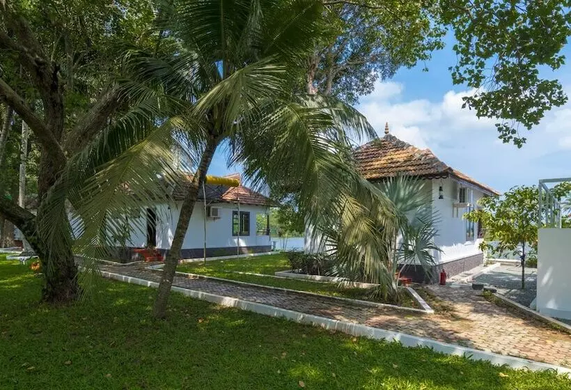 リゾートホテル Warmth Lake Haven