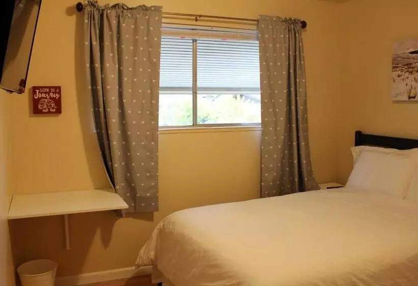 پانسیون Brighton Guesthouse
