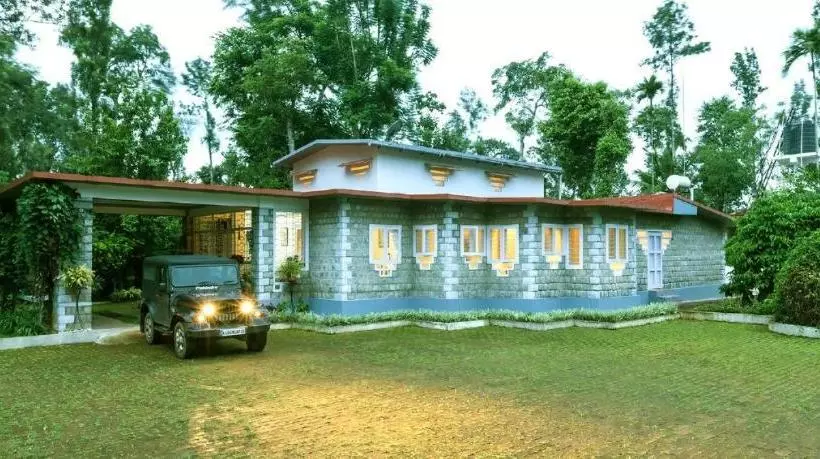 Majatalo Coorg Kolamotte