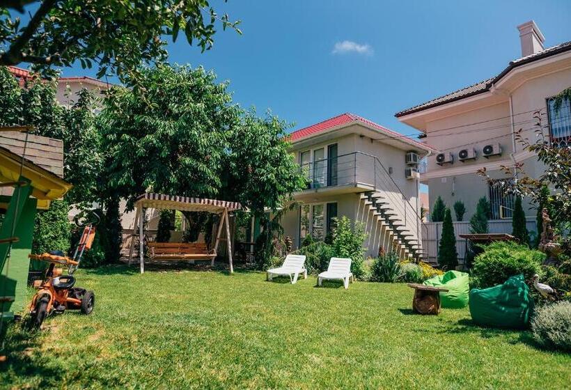 Panzió Guest House Vadlen