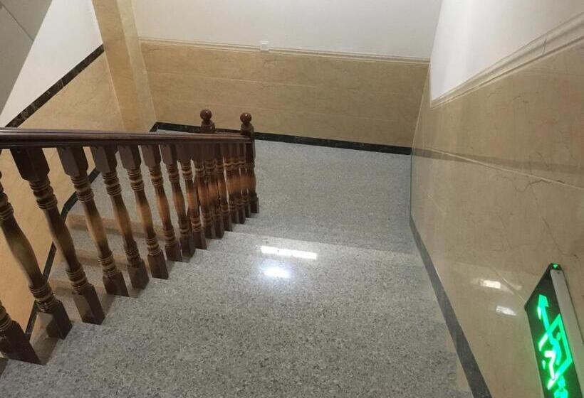 Пансион Huakun Chain Tourist Guest House