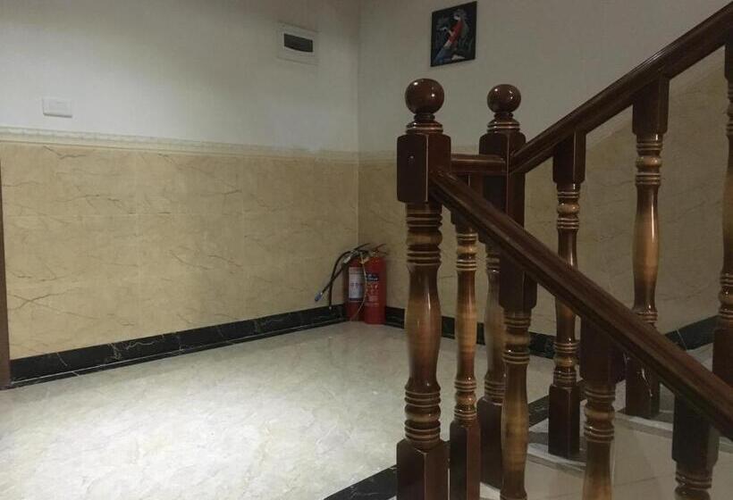 Пансион Huakun Chain Tourist Guest House