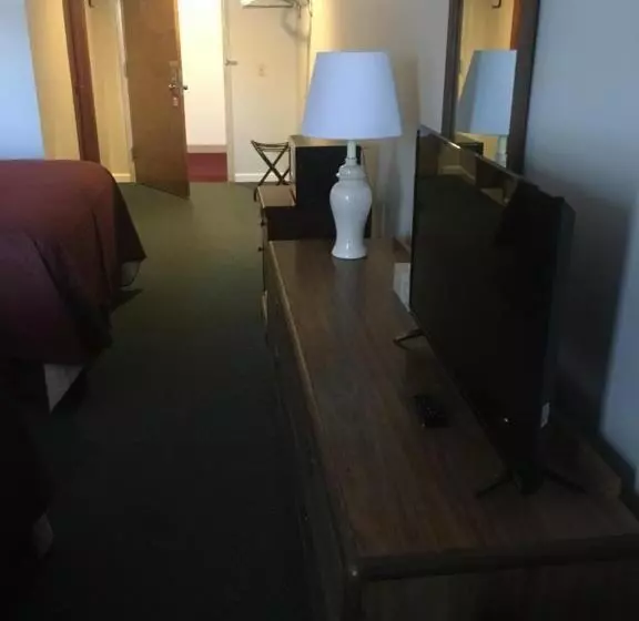 Villager Motel & Glen Manor Estate