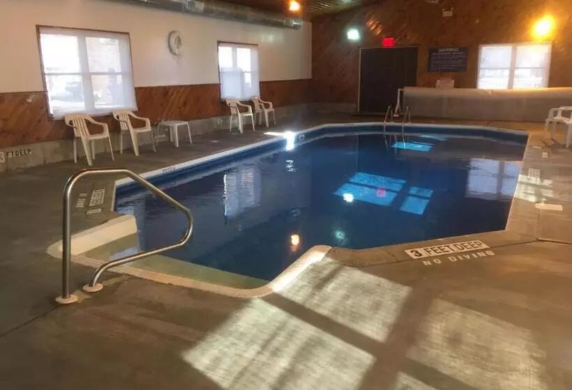 Villager Motel & Glen Manor Estate