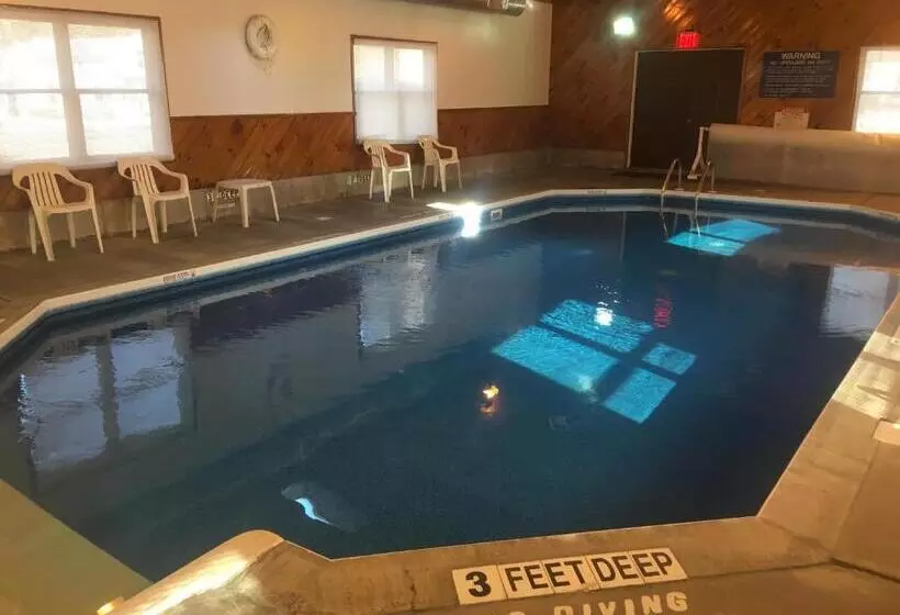 Villager Motel & Glen Manor Estate