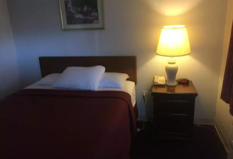 Villager Motel & Glen Manor Estate