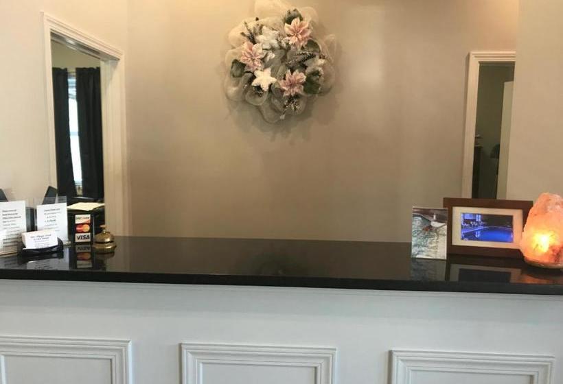 Villager Motel & Glen Manor Estate